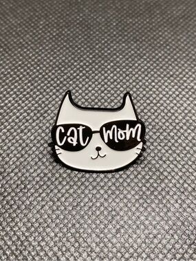 Proud Cat Mom Enamel Pin – Show Your Kitty Some Extra Love